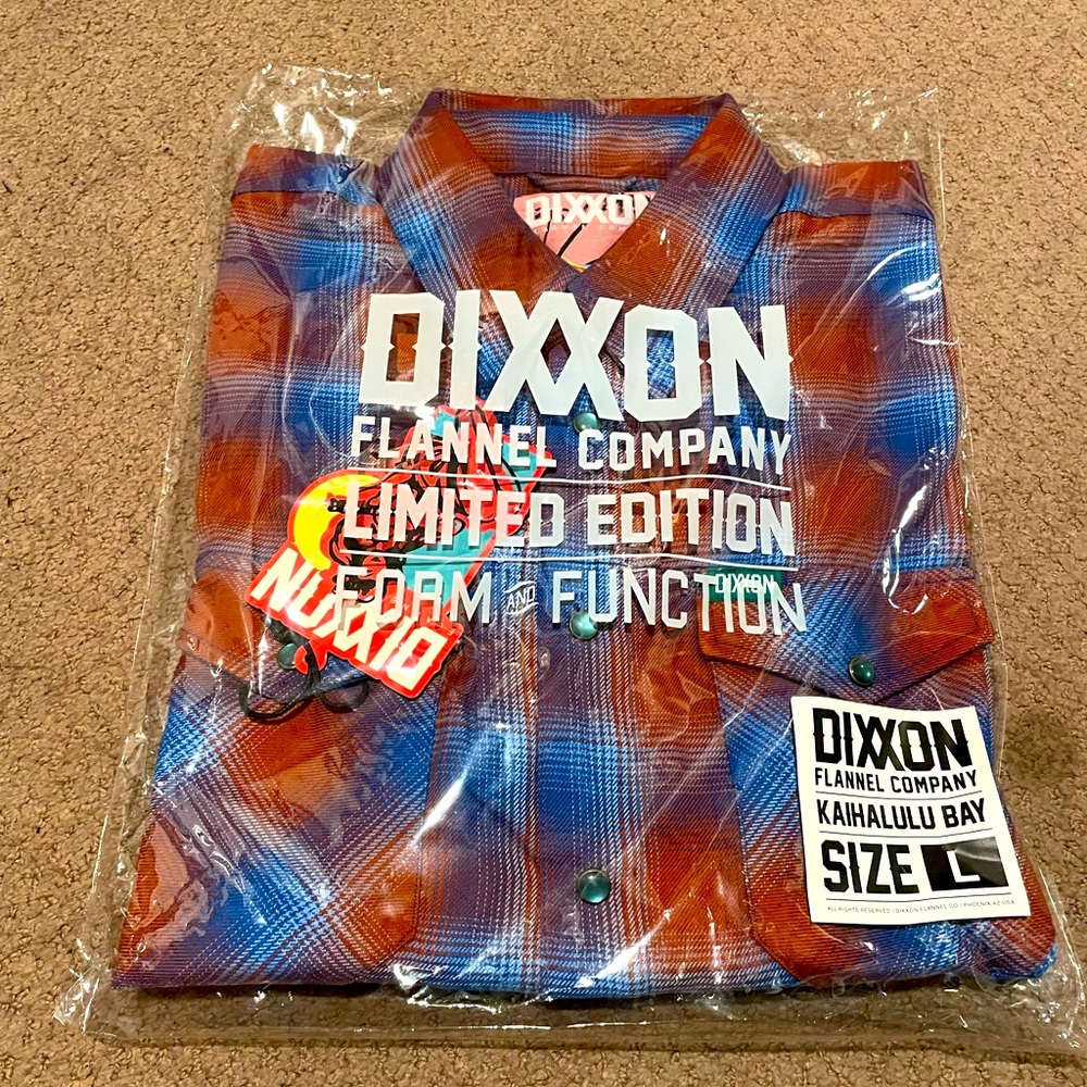 Dixxon “Kaihalulu Bay” Flannel Men’s L  NIB  *Sold Out